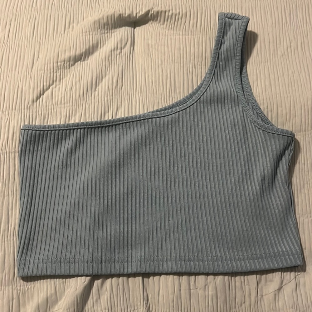 blue one shoulder crop top